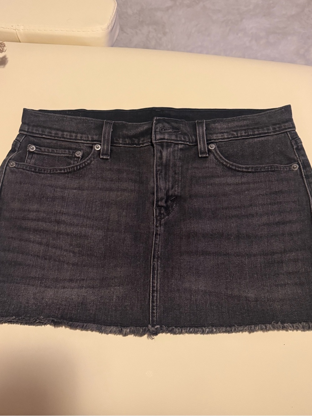 levi mini skirt